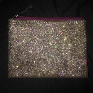 Travel makeup bag